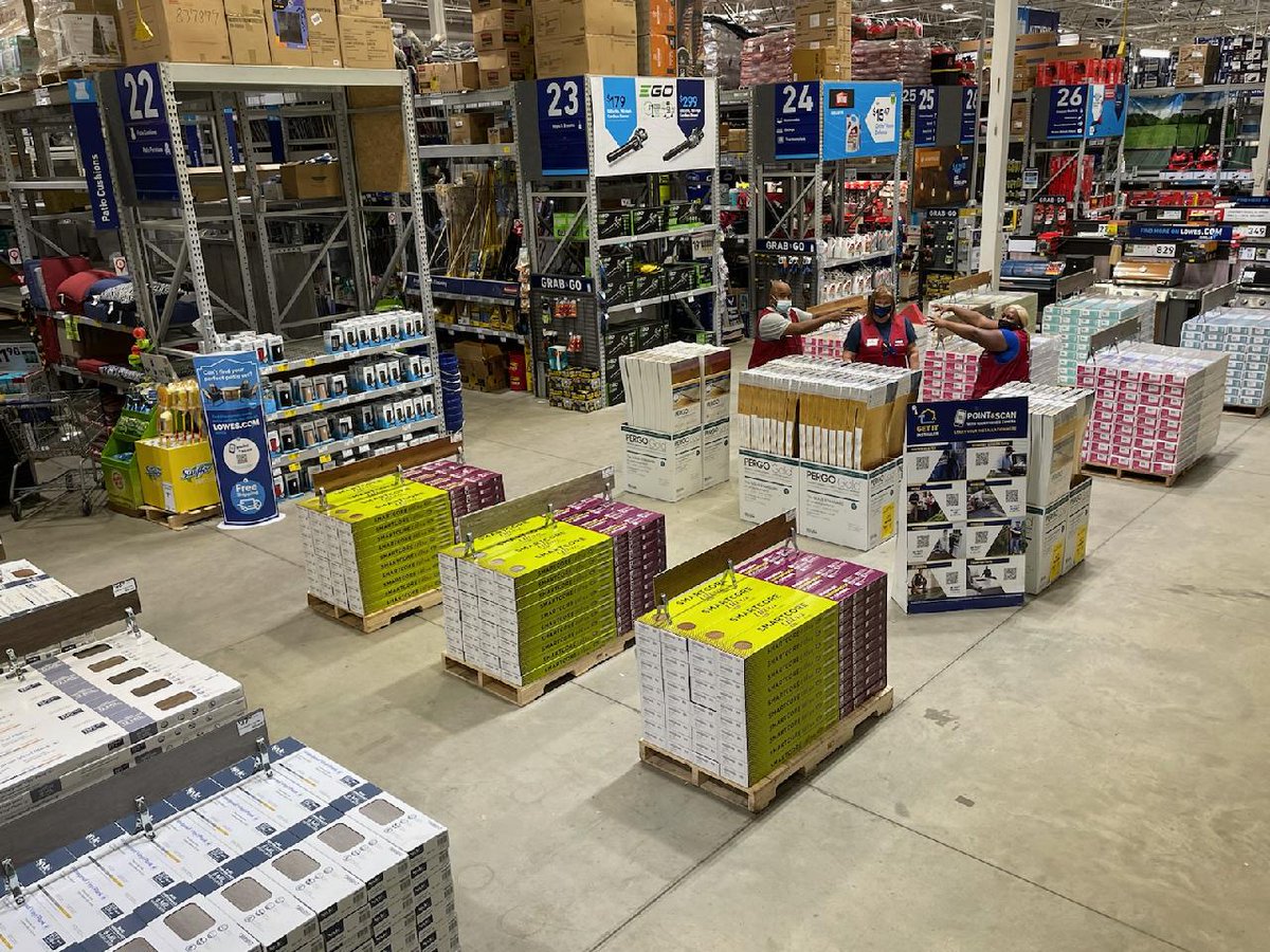 BraddyClay's tweet photo. Beat flooring team in the North in E City 1713... @_nicolemarie_6 @eric_marler @BenitoKomadina @BlueBoxR1 https://t.co/jNU21yEw7w