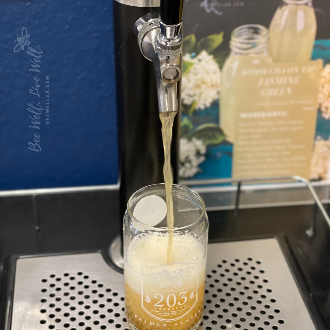 We are so pleased to serve local Kombucha from 203 Kombucha! 
Kombucha Benefits Include:
🌟 Aids in digestion
🌟 Anti- bacterial
🌟 Antioxidant
🌟 Boosts energy
🌟 Immune support