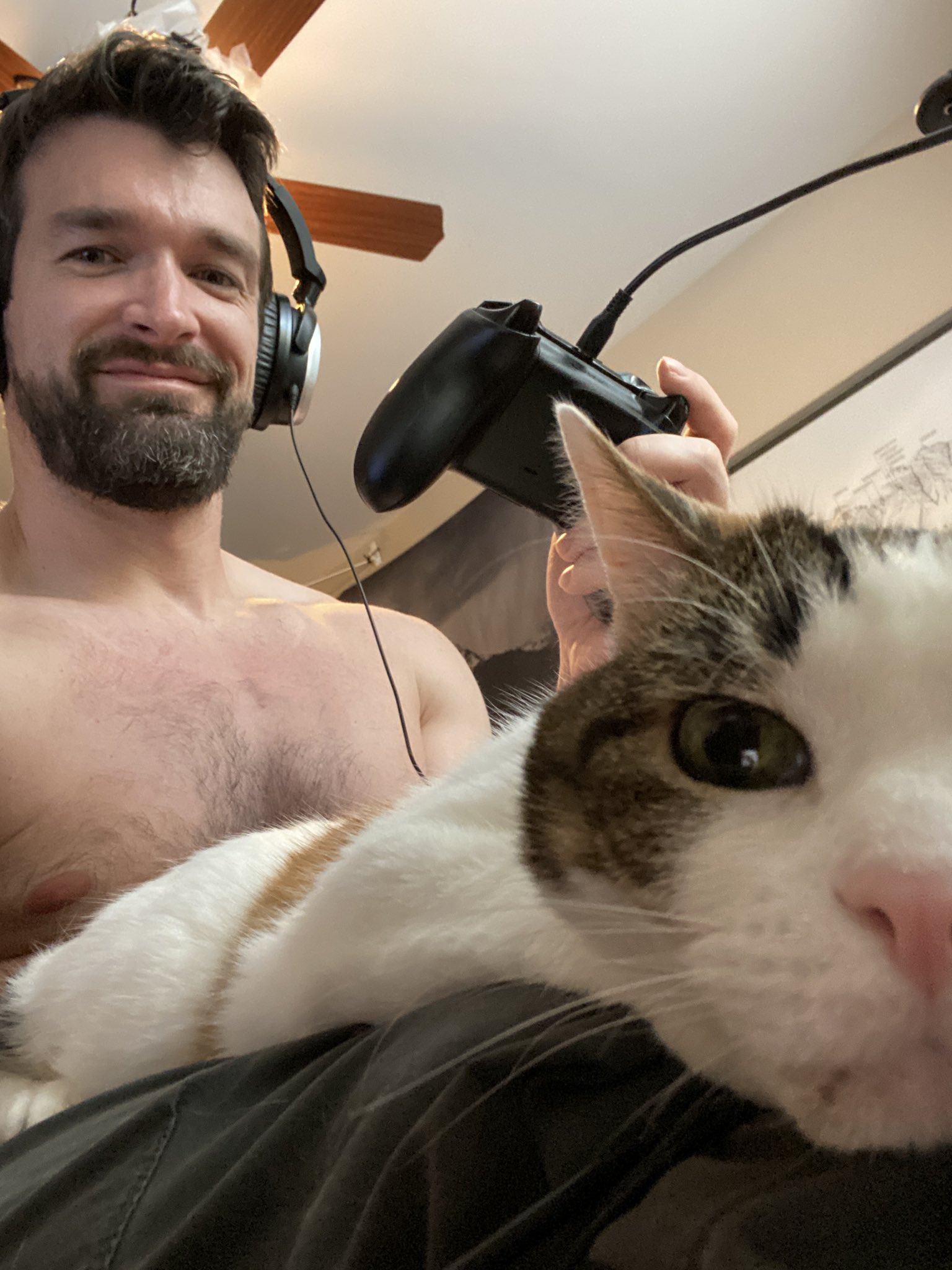 E-FJbTQVgAM8PoU.jpg:large