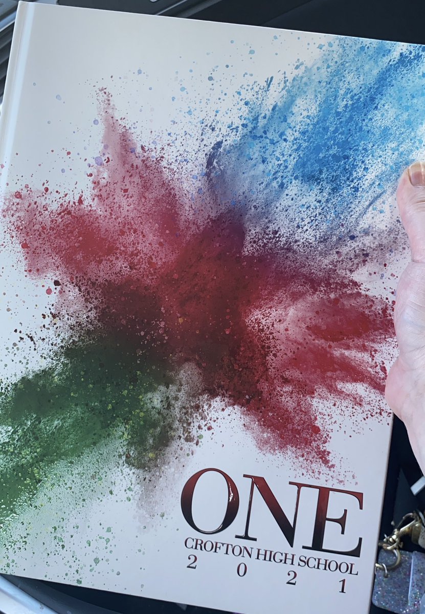 Crofton HS Yearbook: The Memory Card tweet media