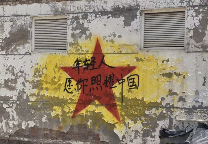Jojo_Purple_'s tweet photo. 开学就高三了～只会偶尔上线啦 
明年等我的好消息！！

大家都要在陪伴小包的同时努力成为更好的自己😆 https://t.co/ZU5Y80D4vv
