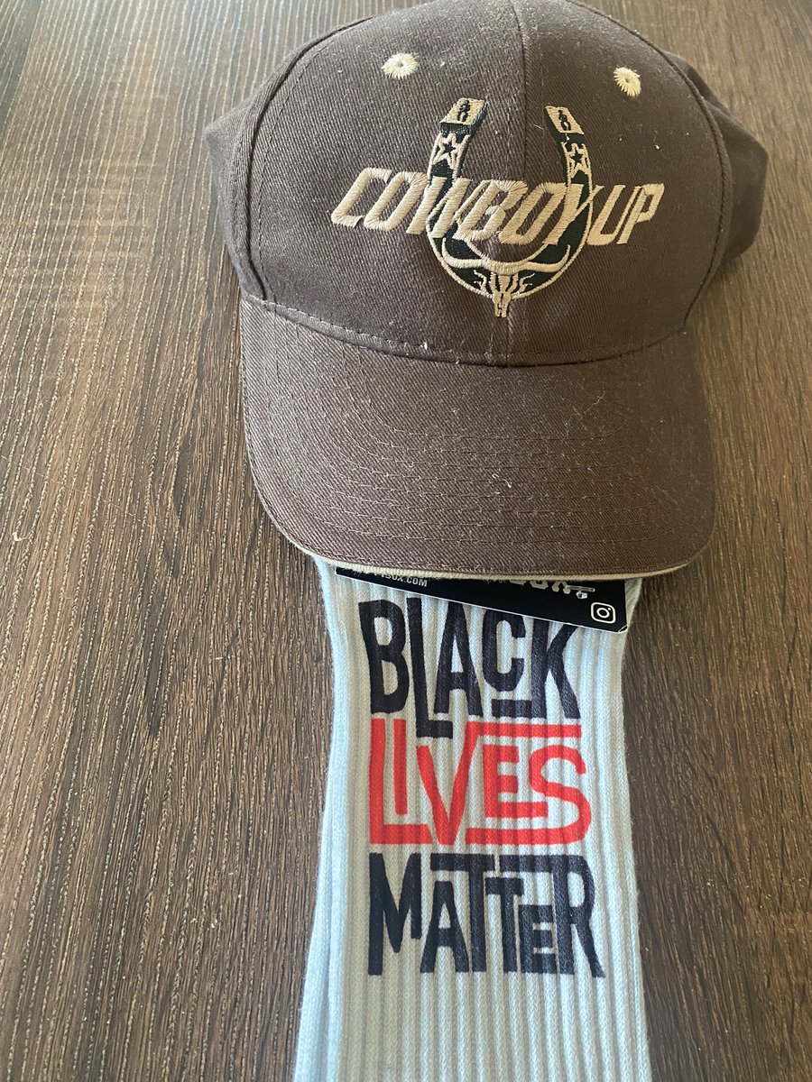 CoachTTMP's tweet photo. Game Day Sock & Hat Game #LLPooter4 #LLJJ5 #Brothers4Ever Inderkum vs Grant. Long OverDue #FreeSmoke π¨ π https://t.co/vSYmG3SOa2