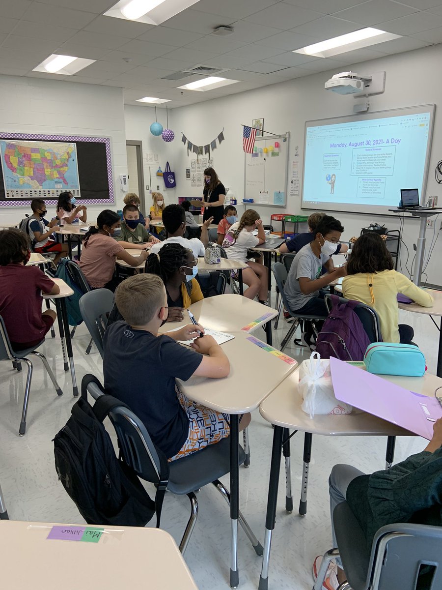 Had the opportunity to visit a few classrooms today.  Loved seeing our 6th graders engaged and excited about school!  Our Wildcats were learning all about maps today in history and they were loving it!  😃🌎 @LauraHoyler <a href="/AriderKane/">Abigail Kane</a> <a href="/WillardLCPS/">WillardLCPS</a>
