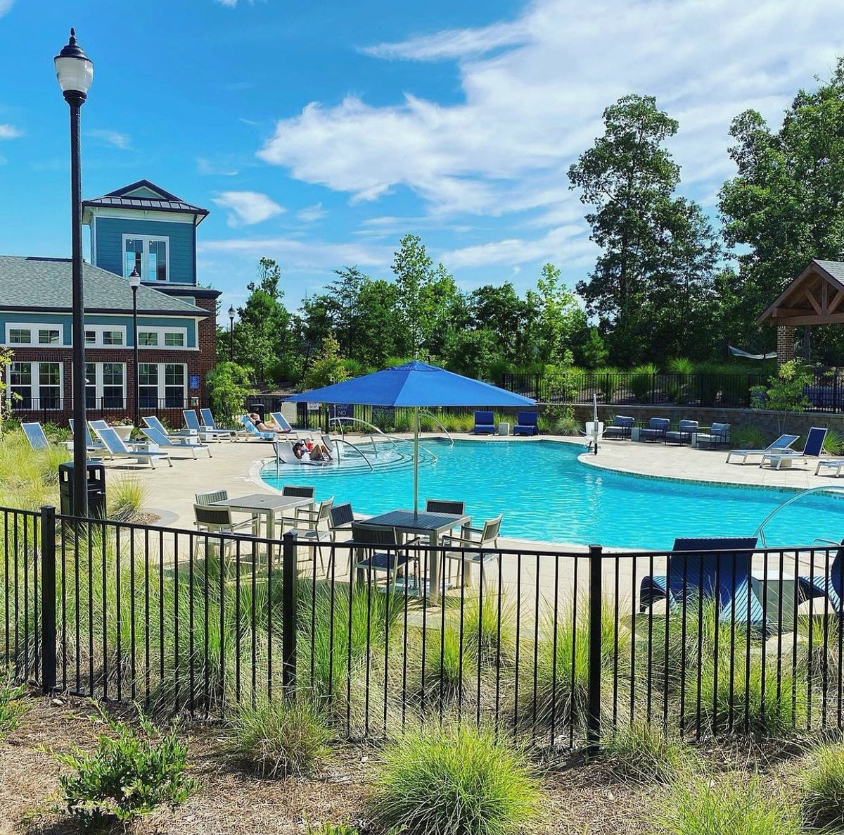 CoxPools_Bham's tweet image. Freeform at its finest! 

#freeformpool #greenvillesc #itstimetoloveyourbackyard #letsgoswimming #coxpoolsbirmingham #poolbuildingprocess #trusttheprocess #details #birminghampoolbuilder #birminghamal #alabamapools #poolmarketing #poolbuildersofinstagram #pooldesign #pool