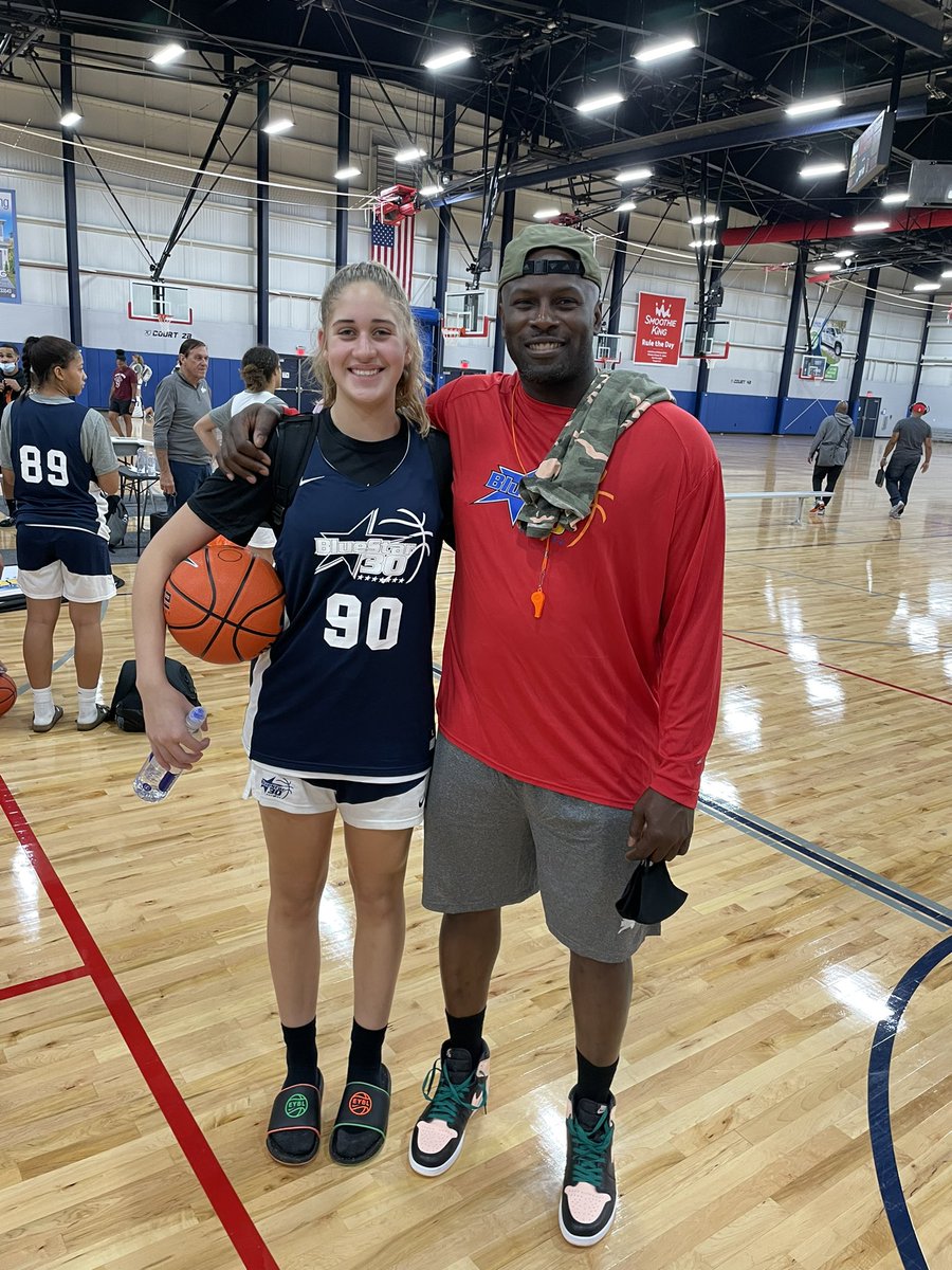 Marisa Taylor tweet media