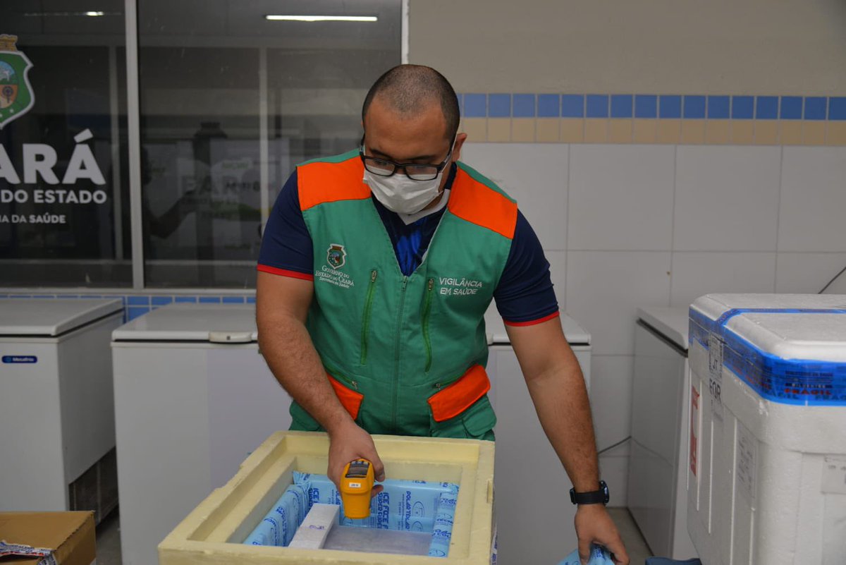 Recebemos hoje 117.120 doses de vacinas contra a Covid. No fim da tarde chegaram 75.000 doses de AstraZeneca e, há pouco, mais 42.120 da Pfizer. As vacinas serão usadas p/ aplicação de D2. Seguimos trabalhando firmes para que nossa população seja imunizada o mais rápido possível.