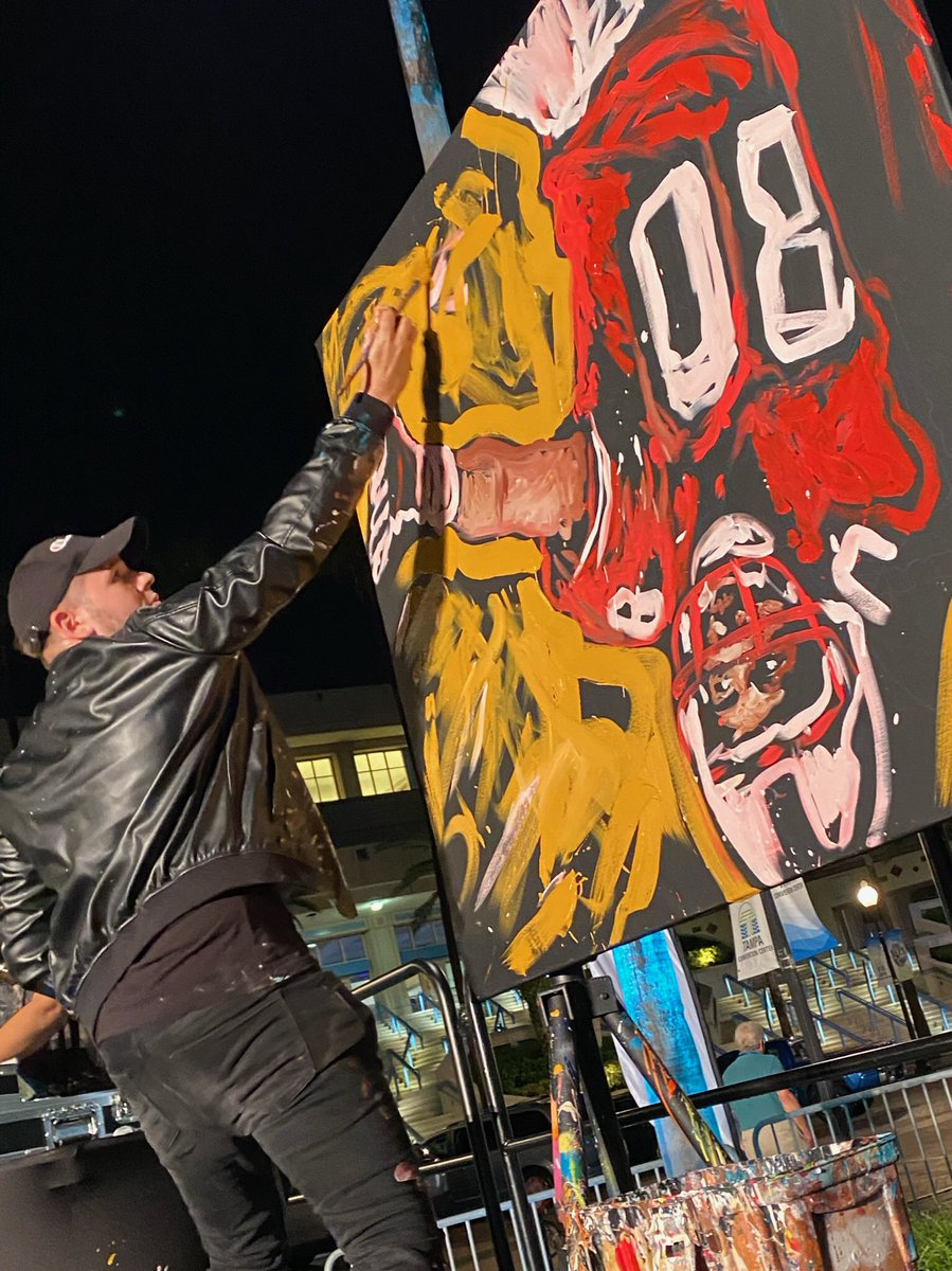 GetEventPipe's tweet photo. Wow! What a rendition of the 🐐@JerryRice. Congrats Erin Branham with A2 Events for the win! #EventPipeBuzz #ConnectTampa https://t.co/qSzscAwBjE
