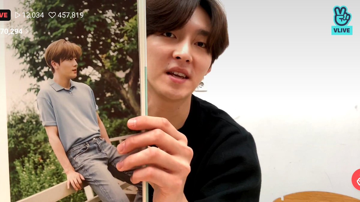 [📸] 🦁 #SF9 #ZUHO 

COMMA Photo Book Review~