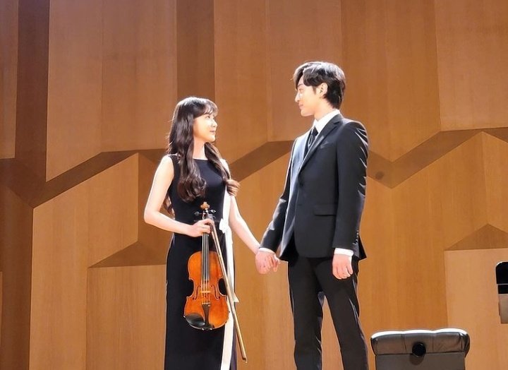 minjaefiles's tweet photo. #OneYearWithDoYouLikeBrahms https://t.co/sh4dTPm3F3