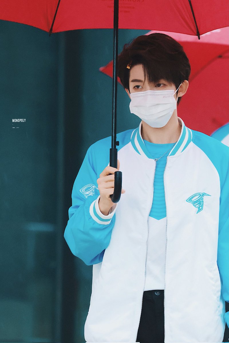 liuyu_updates's tweet image. Liuyu off to work🐟💙
♡ 31 | 08 | 2021 ♡
© 微博『MONOPOLY0824_刘宇』
❄️ Follow @liuyu_updates for more updates❄️
#liuyu #into1 #刘宇 #chuang2021 #CHUANG2021final
