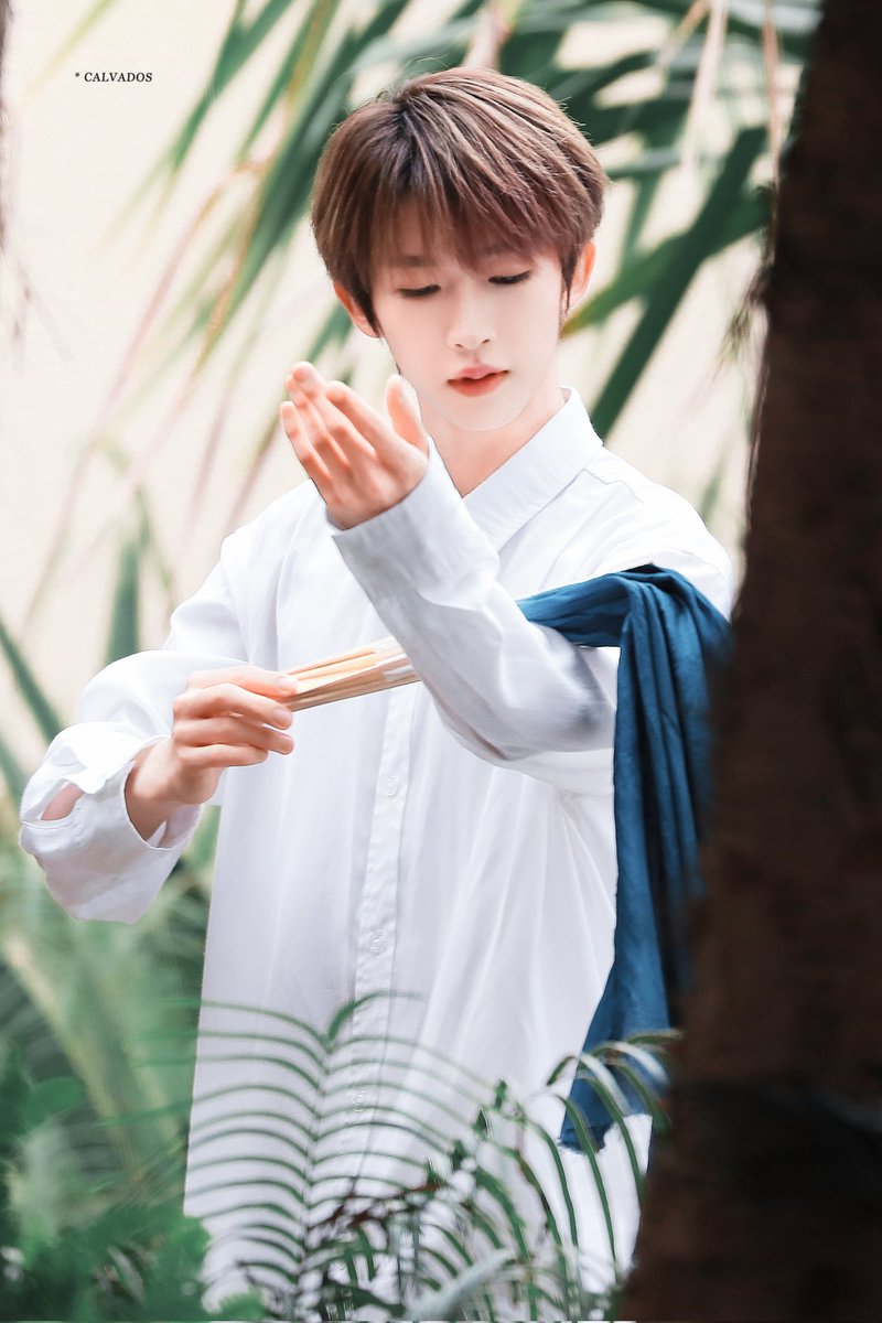 liuyu_updates's tweet image. Liuyu CHUANG2021 pics🐟💙
♡ 31 | 08 | 2021 ♡
© 微博『CALVADOS_刘宇』
❄️ Follow @liuyu_updates for more updates❄️
#liuyu #into1 #刘宇 #chuang2021 #CHUANG2021final