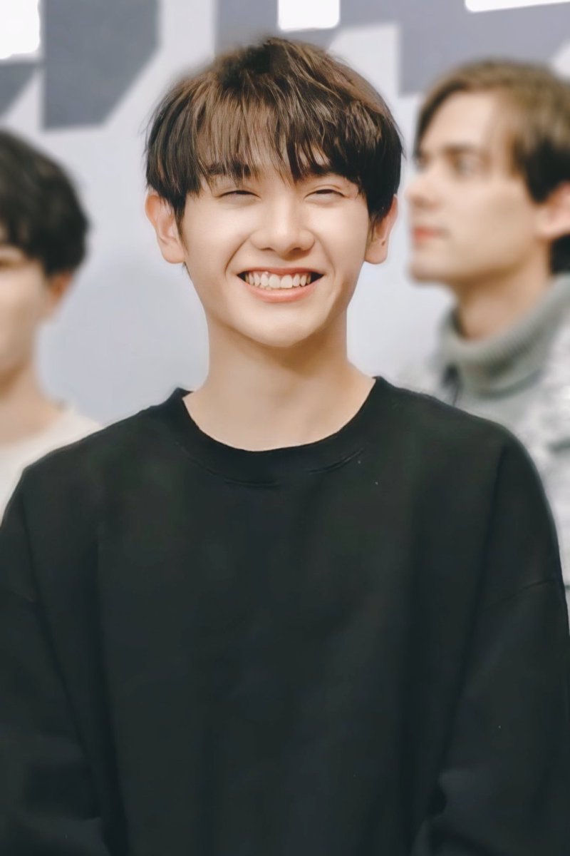 suegranger117's tweet photo. Mùa hè này biết tới anh và trở nên thích anh là điều may mắn em nhận được
#AlwaysBeWithNine https://t.co/2hPOKPFKXY