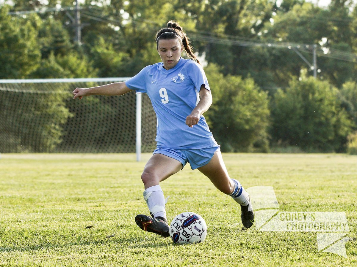 CoreysPhotos18's tweet photo. Got to capture some moments from the @YCPANTHERSWSOC game today. #ycpanthers #ycsoccer #yorkcollege #soccer @ycathletics @YorkCollegeNeb #SonyAlpha https://t.co/mC9pTS6MmQ