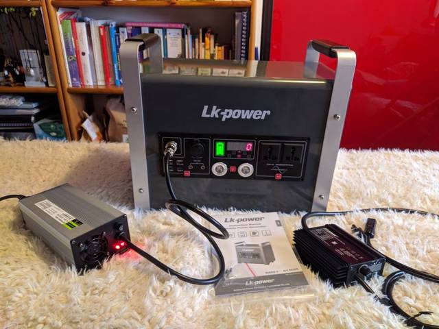AvelynQu's tweet photo. MARS II.mp4  3000W solar power generator https://t.co/HSEvFW9gHV https://t.co/tYn5BHT6gM