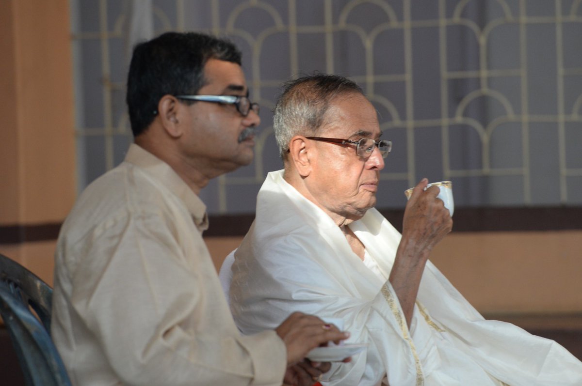 Abhijit Mukherjee tweet media