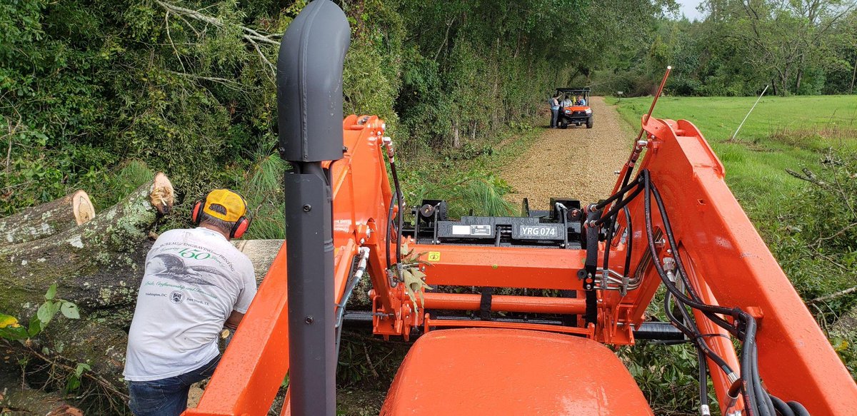 Liabra's tweet photo. Hurricane Ida Aftermath 32/?:
Got the tractors out today to slowly work down the road to move away the dozens upon dozens of trees. My uncle and his family is back there. We working from each side to meet in the middle.
#Hurricane_Ida #HurricaneIda #IdaCleanUp #WorkTogether https://t.co/rcuEbCdn4T