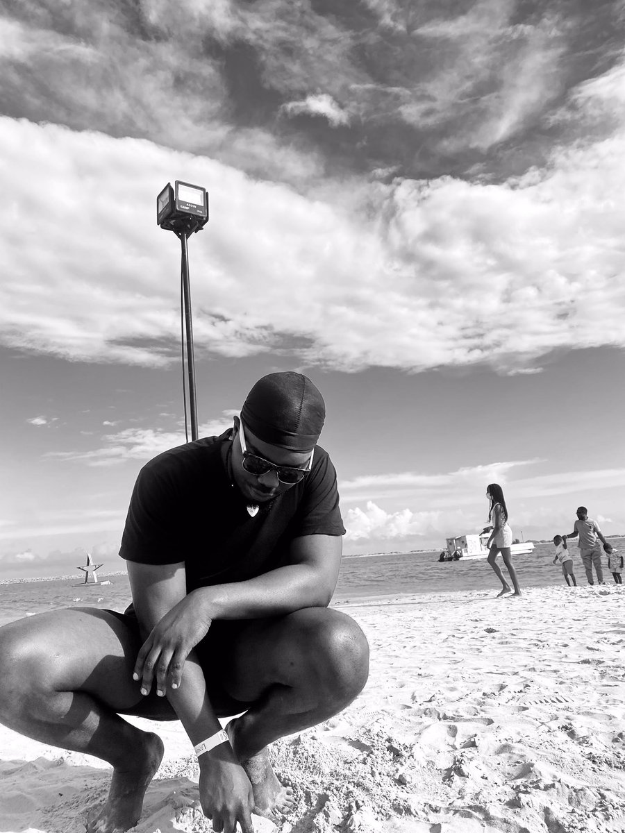 JabbaMomoh's tweet photo. 🎶She said Bside boys are dangerous 🎶 #4UL #VP5
🔗 Link https://t.co/r1Syl8E2kw
#BIGMOOD #MCM https://t.co/562q6enNsY