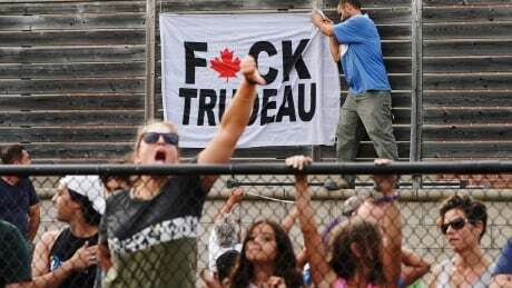 Twitter's slap-down of Liberal video reveals growing role of social media giants in election cbc.ca/news/politics/…