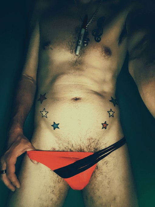 #RETWEET if you'd be down to be down to be my sub bottom and earn your tally marks on ass cheek with