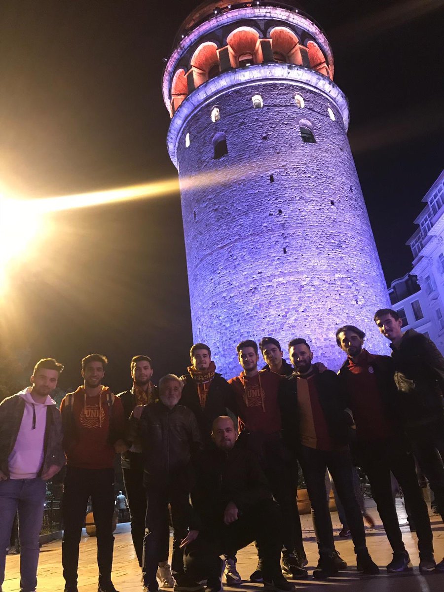 Üniversitemizi kazanan arkadaşlarımızı tebrik ediyor, yeni sezonda ''KAMPÜSLERİN TEK EFENDİSİ'' olmaya davet ediyoruz. #ultrAslanUNI #BüyükAileninParçasıOl @iesuniversitesi