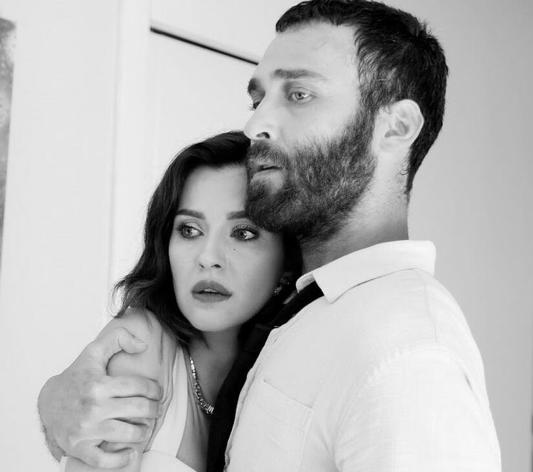 hmshowsreads's tweet photo. we need more of these two 
#BaşBelası #BasBelasiFinalİptal https://t.co/zOEPEkGthC