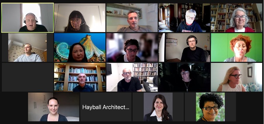 A great start to our week of <a href="/EduTECH_AU/">EDUtech AU</a> #Afterparty discussions. Thanks <a href="/juliaatkin/">Julia Atkin</a> &amp; Dave Tordoff for facilitating the conversation around joint-use projects &amp; the Young Library &amp; Community Centre. Tomorrow’s Afterparty is with <a href="/vickisteer/">Vicki Steer</a> <a href="/Ric_Leonard/">Richard Leonard</a>. #HayballED #GLEAM