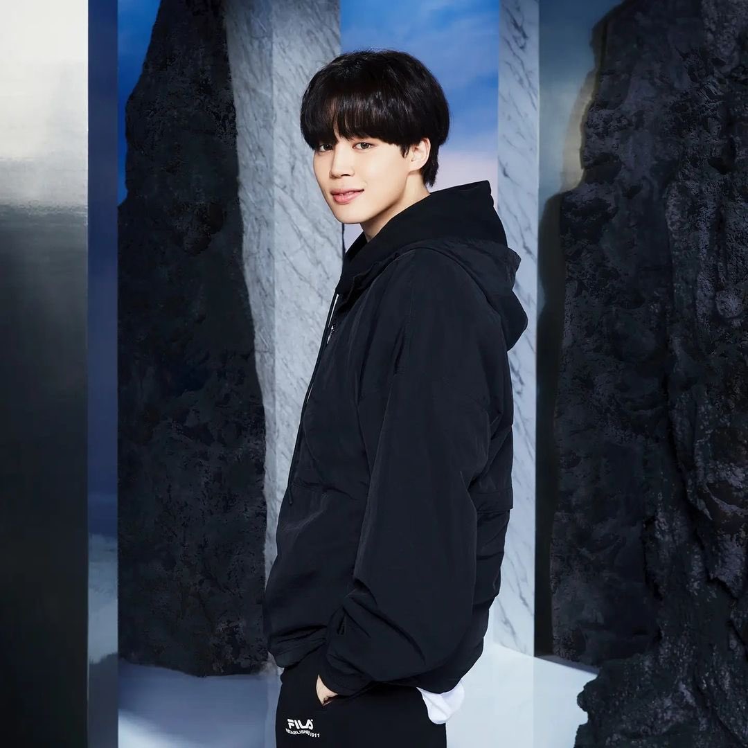 JJIMSALANG's tweet photo. @fila_korea @BTS_twt 가장 완벽한 조합 FILA×Jimin😍
2021 FILA FALL COLLECTION
#FILA #방탄소년단 #BTS #지민 #Jimin @BTS_twt #Findyourbasics #가장_나답게 https://t.co/MXTmEir39F