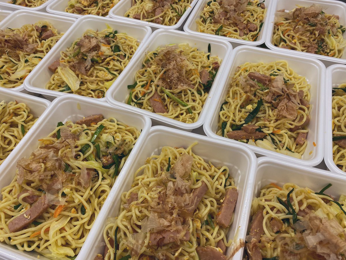 Pin_chan_DIVE's tweet photo. 沖縄風 スパムチャンプルー焼きそば！
鰹だし風味の塩焼きそばです！野菜とスパムたっぷりです😊
オリオンビール用意してね😂 https://t.co/t4QEztxC3n