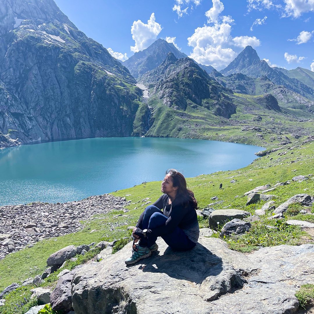 DT Next on Twitter: "Kollywood's favourite actress Jyothika joins @instagram! 🎉 Her account gained 1.2 million followers in just 30 minutes. @Jyothika_offl @JyotikaFansClub #Jyothika #Instagram @Suriya_offl #Suriya https://t.co/m9LjVPqXqT" / Twitter