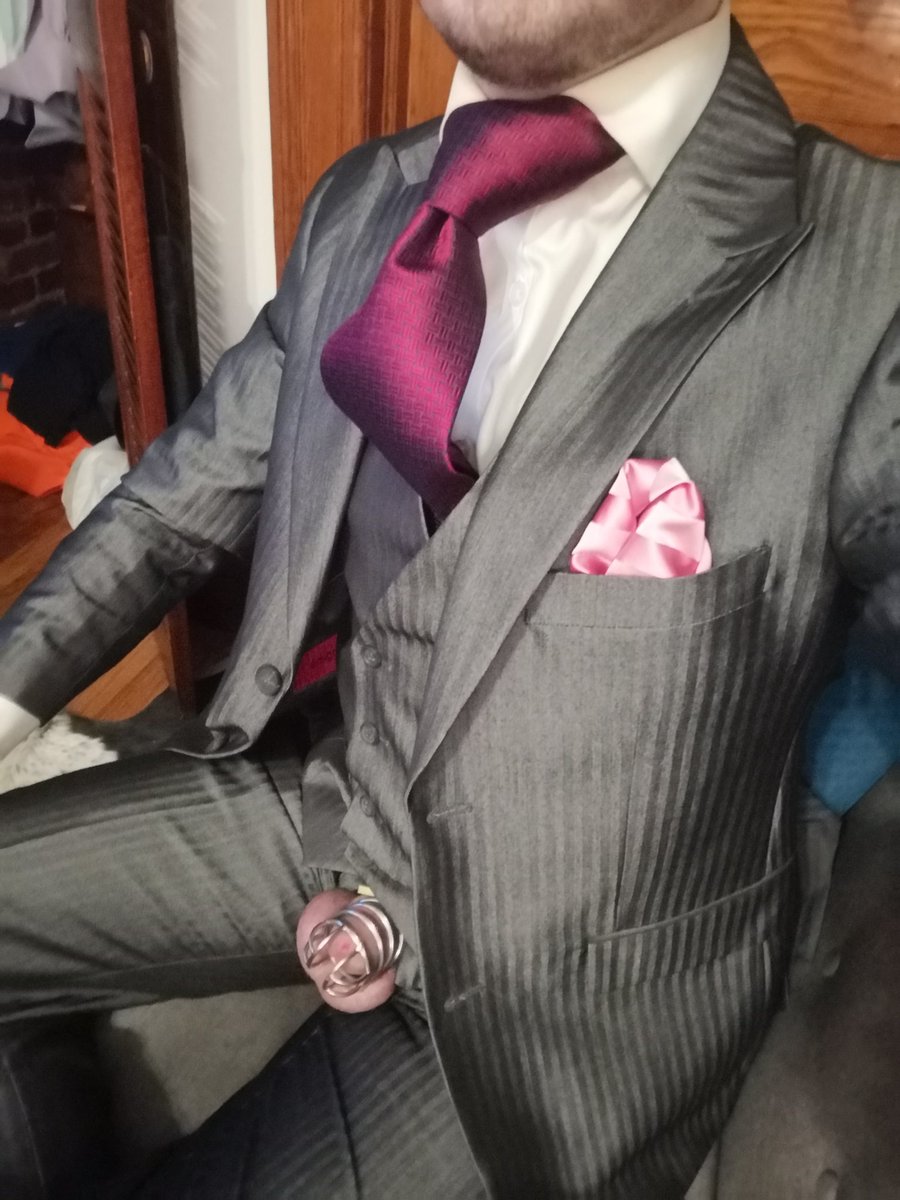 Executive Suit Slave tweet media