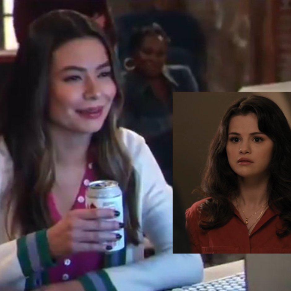 badgalsellly's tweet photo. me watching               me watching 
selena gomez             selena gomez
in wowp                       in omitb https://t.co/Oz5LbsFS8E