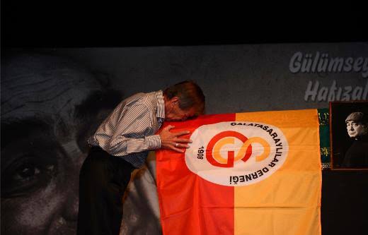 "Düşten dönüyoruz efendim, deplasmana düşe gittik. İki puan aldık. Gladyatörce evimize dönüyoruz."
#FerhanŞensoy