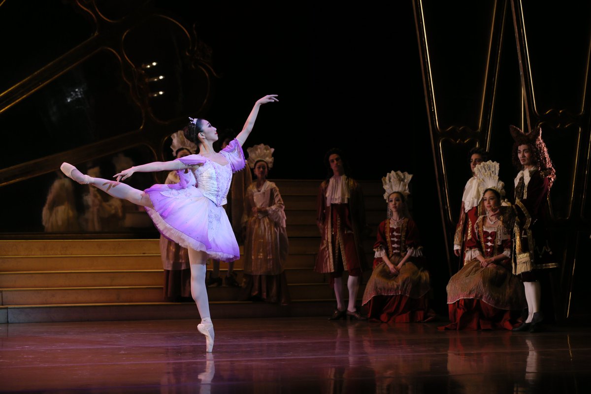 A lovely, luminous lilac fairy for your #TutuTuesday!

&gt;&gt; bit.ly/sleep21tix

Dancer: Gao Ge │ Photography: Cheung Chi Wai

#TheSleepingBeauty #HongKongBallet #HKBallet #HKB #Neverstandingstill #HKB202122 #Ballet #Dance