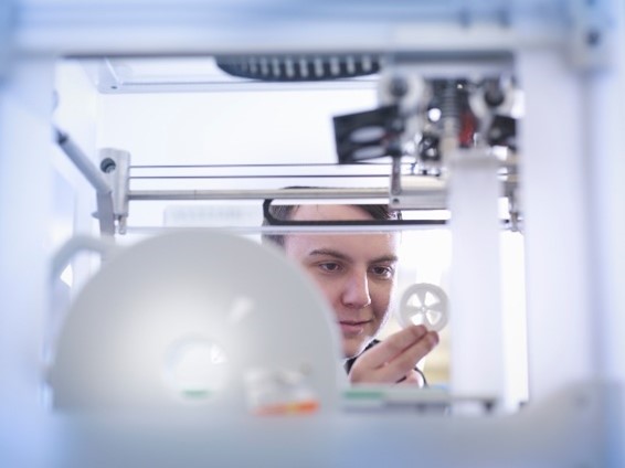 Hoffentlich ist die Aufregung nicht allzu groß bei den Auszubildenden und Studierenden, die ab morgen das Team Siemens Deutschland verstärken. Ich drücke die Daumen für den Ausbildungsstart, viel Erfolg und alles Gute!