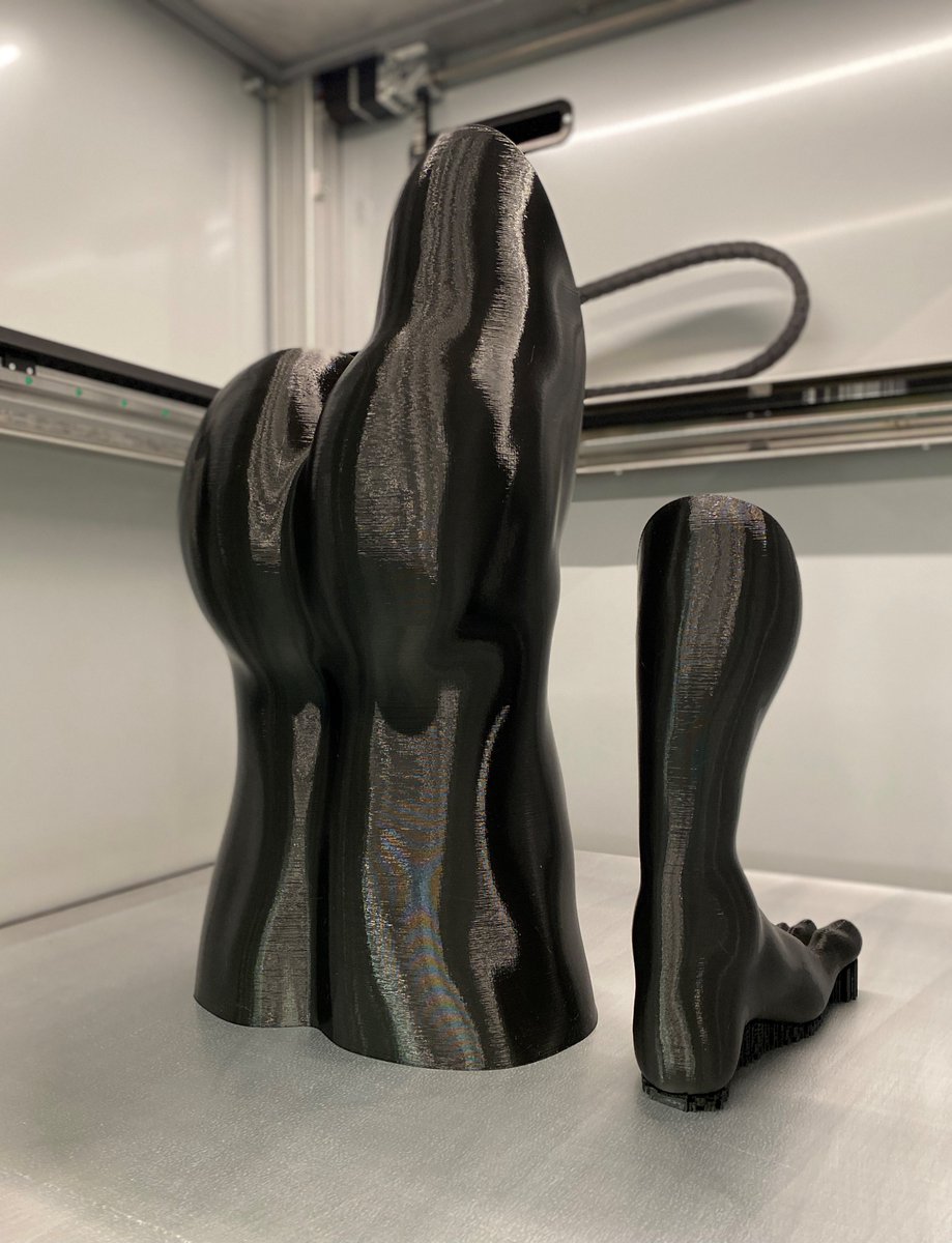 builder3Dprint's tweet image. Now summer holiday is over, the production is on full speed again. One of our clients is using the Extreme 3000 PRO to 3D print large and custom designed statues. Stay tuned for the final result. builder3dprinters.com #3dprinting #statues #builder3dprinters #extreme3000pro #3d