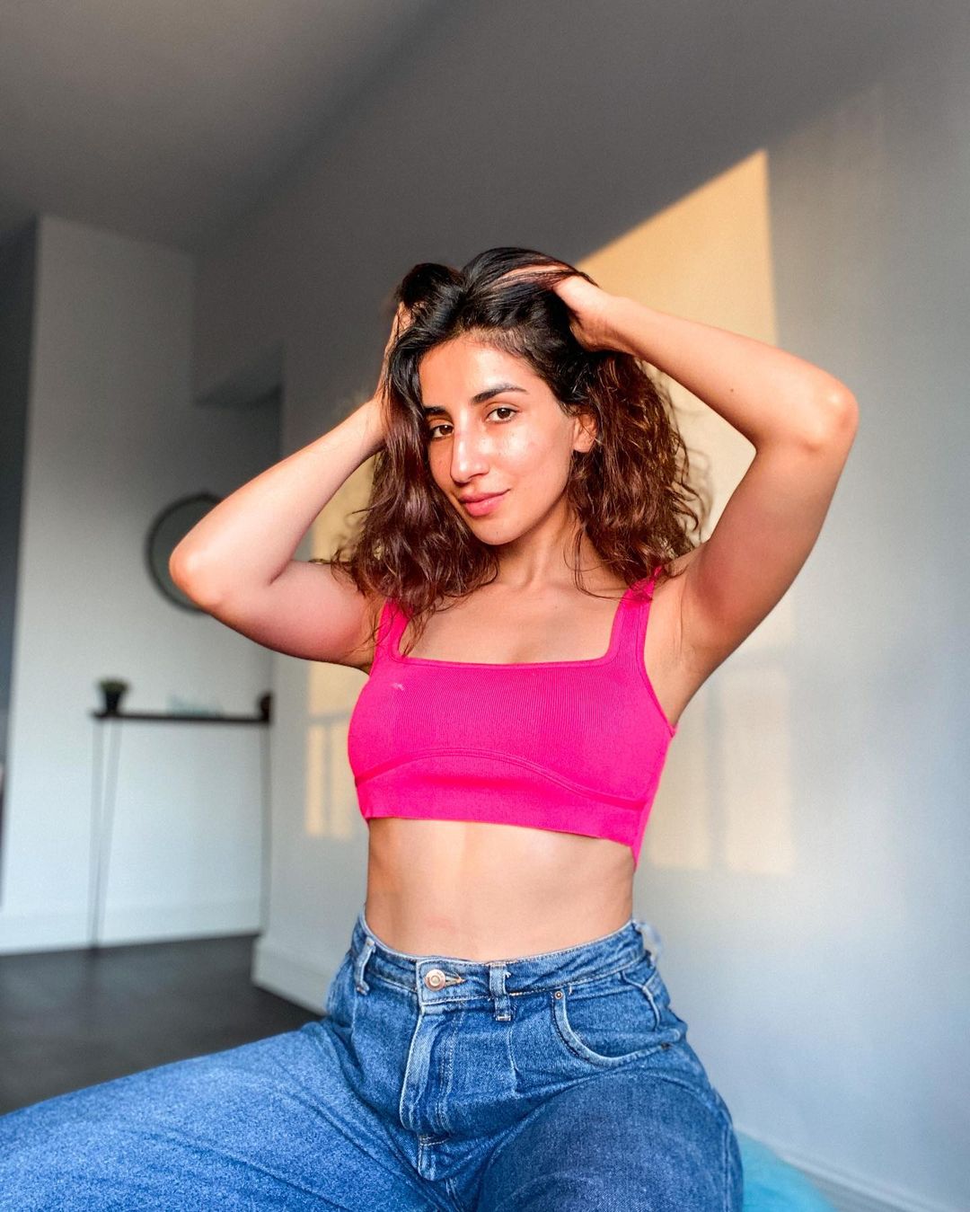 E-GkFd-UYAUSEAr?format=jpg&name=large