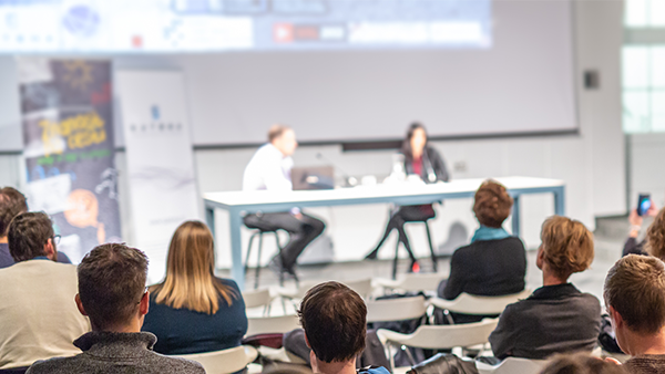 Dans le cadre des mesures "#Science avec et pour la société" #SAPS, l’#ANR a lancé un appel à projets de type #recherche – action sur la thématique "#Médiation et communication scientifiques". L'appel est ouvert jusqu’au 5 octobre 2021, 17h. #CSTI
📄 bit.ly/3rAIVyX