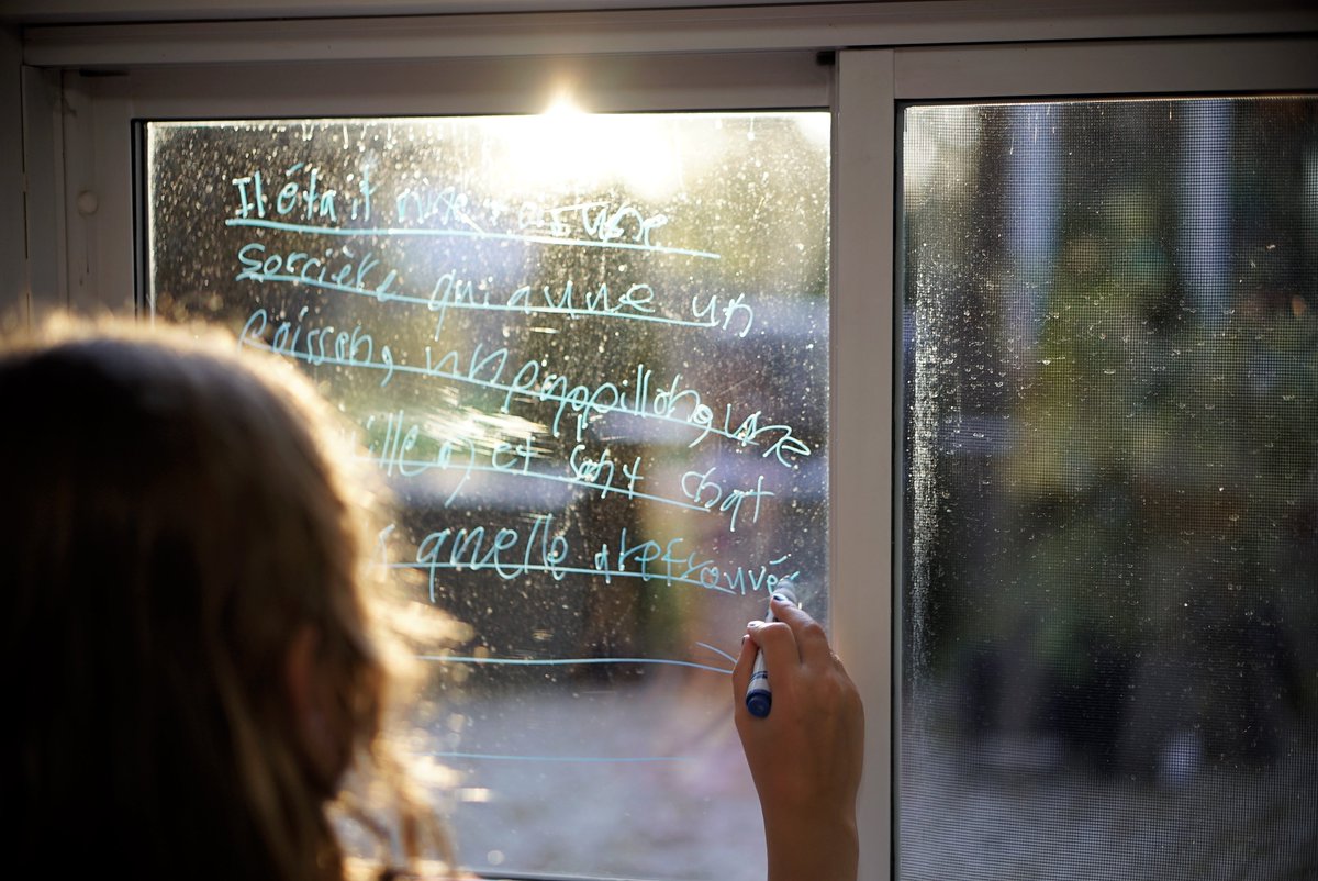 EDU_KLASH's tweet photo. Parents, élèves, enseignants et administrateurs, nous vous souhaitons une bonne rentrée! Accompagnons ceux qui ressentent de l'anxiété. C'est l'année où nous retrouverons la lumière, où nous serons bénis par la confiance et la raison. #edONT #eduON #eduont #EduCan #EduCatho https://t.co/acagZB40SP