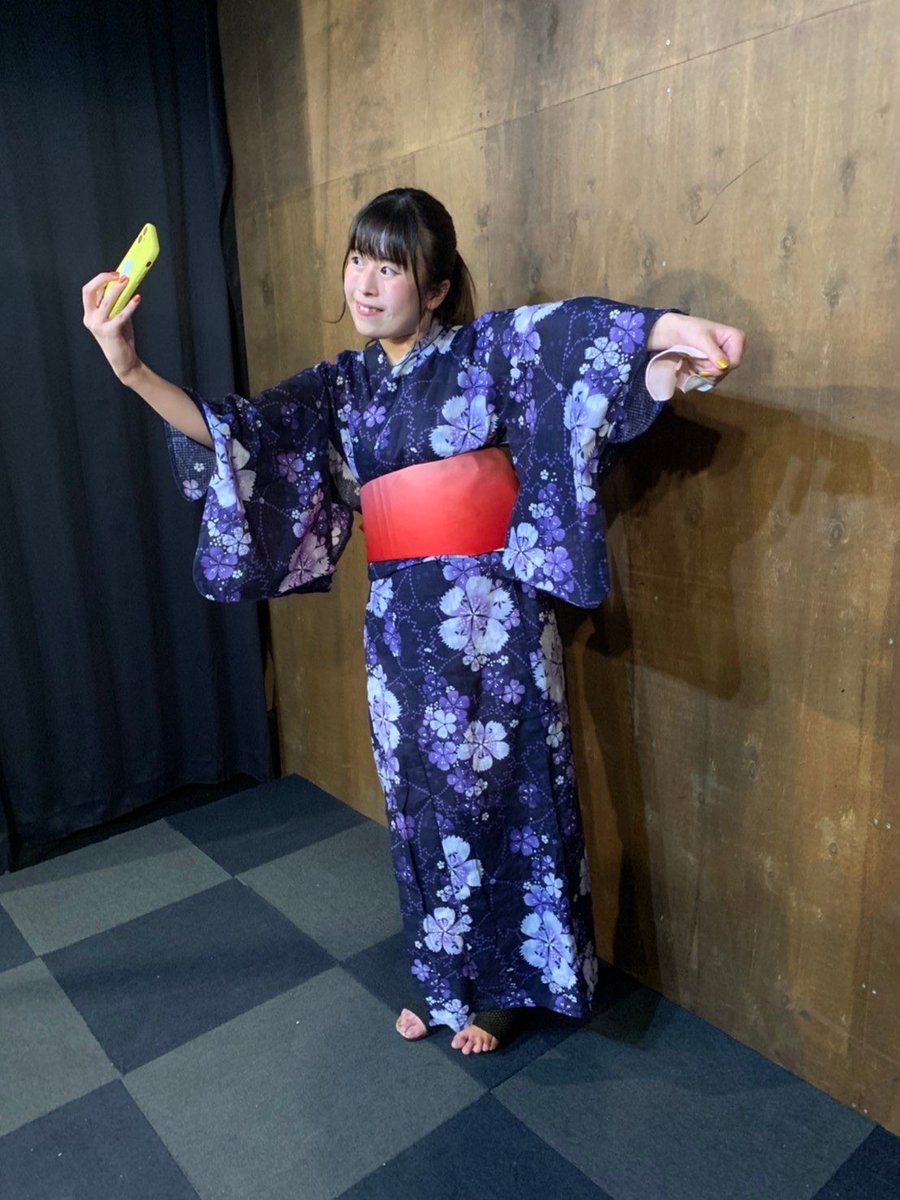 今日は、ピンでの昼寄席からのぱお学浴衣回ありがとうございました！！

ぶんたさん顔ちっちゃ