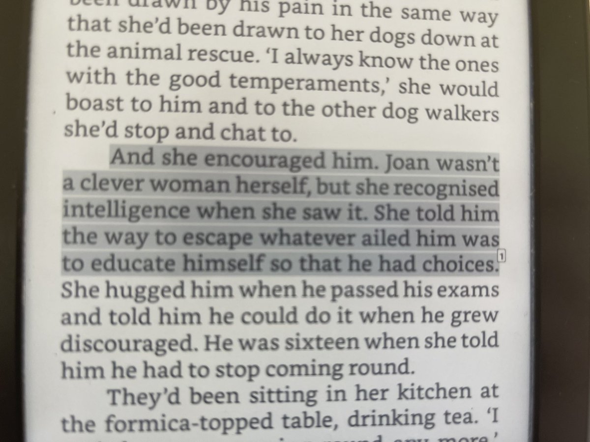 DprMassey's tweet photo. Dear @valmcdermid your words resonate frequently - beyond the horror of the killing, the thrill of the chase or the screwed up human relationships - with fragments of simple observations that I keep finding and feeling #theretribution https://t.co/bqdb0aZNxc