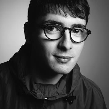 CloreClients's tweet photo. ⭐ #JackCarroll ( @fatjacko )
See why @Telegraph call @bbcstudios #comedy #Ladhood “an almost profound meditation on the agonies of growing up”
Mondays 10.35pm @BBCOne
https://t.co/ZQJLPTPEym
#CatchUp https://t.co/MAOEJPBJMC
#MadeByBBCStudios #ProudAgent @cat_willis https://t.co/IY8vsrCQj9