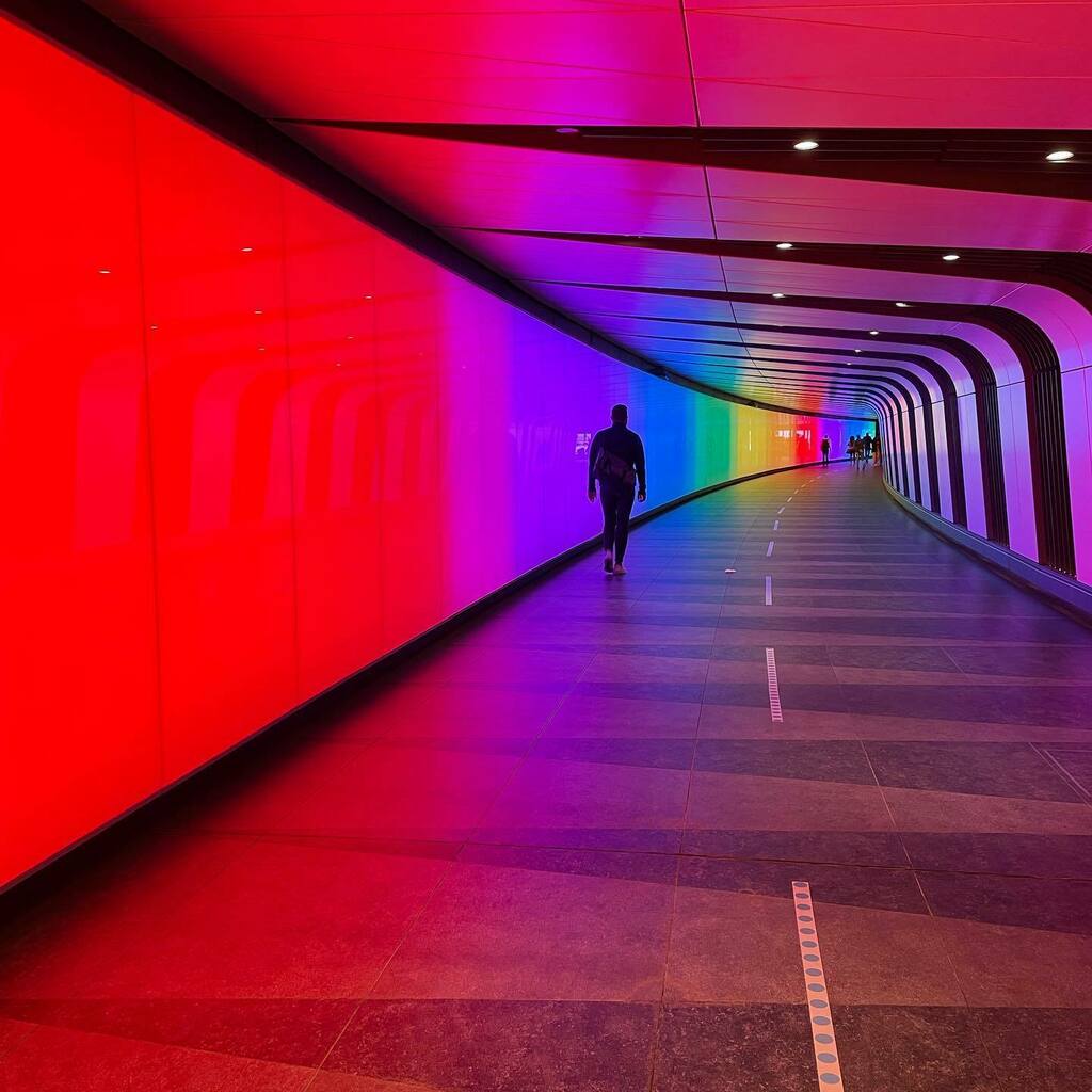 yvanneteo's tweet image. I always try to use this tunnel when I’m in the area. A nice cheer up walk!
#londonsites #funlights instagr.am/p/CTPVXfWif0_/