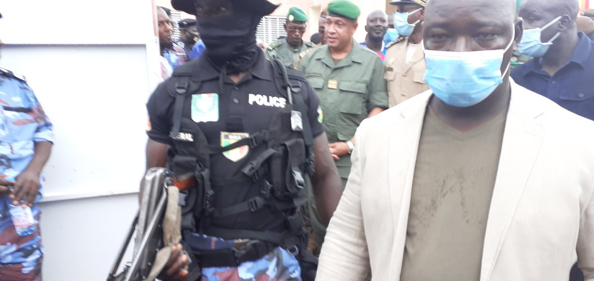 Un 2e Commissariat à Koulikoro inauguré ce matin par le Ministre Daoud Aly Mohammedine qui viendra renforcer la sécurité des personnes et de leurs biens, surtout que le 1er Commissariat date des années d' indépendance