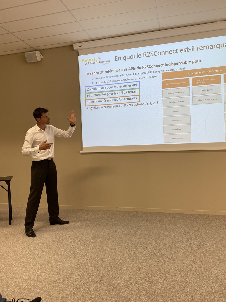 Présentation du cadre de référence des API du bâtiment : #R2SConnect de la @SBA_France