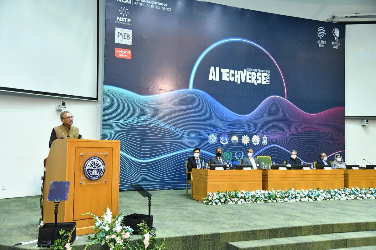 PresOfPakistan's tweet image. یہ انفارمیشن ٹیکنالوجی کا دور ہے، خود کو بدلتے تقاضوں سے ہم آہنگ کرنا ہوگا: صدر مملکت

انفارمیشن ٹیکنالوجی کی وجہ سے طبی شعبے میں بھی نمایاں ترقی ہوئی ہے: صدر مملکت

جدید ٹیکنالوجی کے شعبے میں تیز تر ترقی انسانی زندگی کو آسان اور بہتر بنا رہی ہے: صدر مملکت