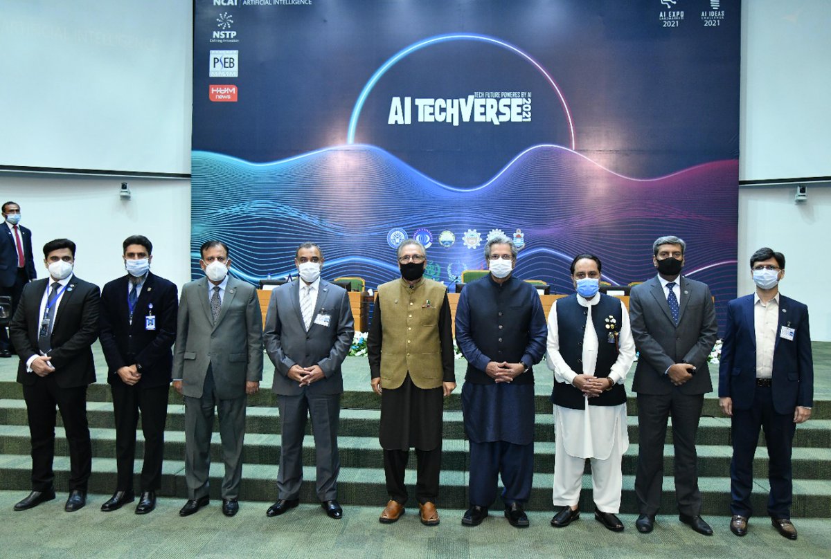 PresOfPakistan's tweet image. یہ انفارمیشن ٹیکنالوجی کا دور ہے، خود کو بدلتے تقاضوں سے ہم آہنگ کرنا ہوگا: صدر مملکت

انفارمیشن ٹیکنالوجی کی وجہ سے طبی شعبے میں بھی نمایاں ترقی ہوئی ہے: صدر مملکت

جدید ٹیکنالوجی کے شعبے میں تیز تر ترقی انسانی زندگی کو آسان اور بہتر بنا رہی ہے: صدر مملکت