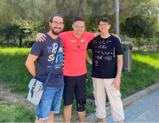 Victor_Composer's tweet photo. La nueva temporada de #DeIgnoranciaSíQueSé está a la vuelta de la esquina. Con @cienciabrujula y @elfaroestelar y nuevos invitados! Os dejamos aquí un "Trailer" de lo que está por llegar, además de una prueba gráfica de la "quedada presencial creativa" https://t.co/BhLkq9GxpJ