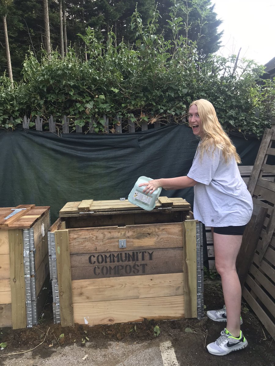 RT it’s our composting class tomorrow at 1pm in #waltoncommunitygarden #waltonhallpark with the fantastic @CompostWorksUK come learn about composting #ClimateActionNow #reducewaste #environment everyone welcome @LCRSocial @lpoolcouncil @LiveWellLpool @EchoWhatsOn @getcomposting