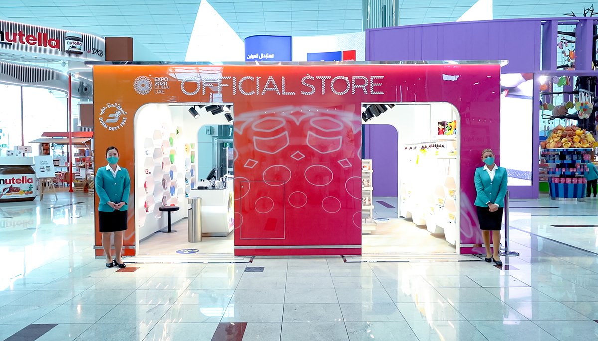 Shops in Concourse B, Terminal 3 at Dubai International Airport