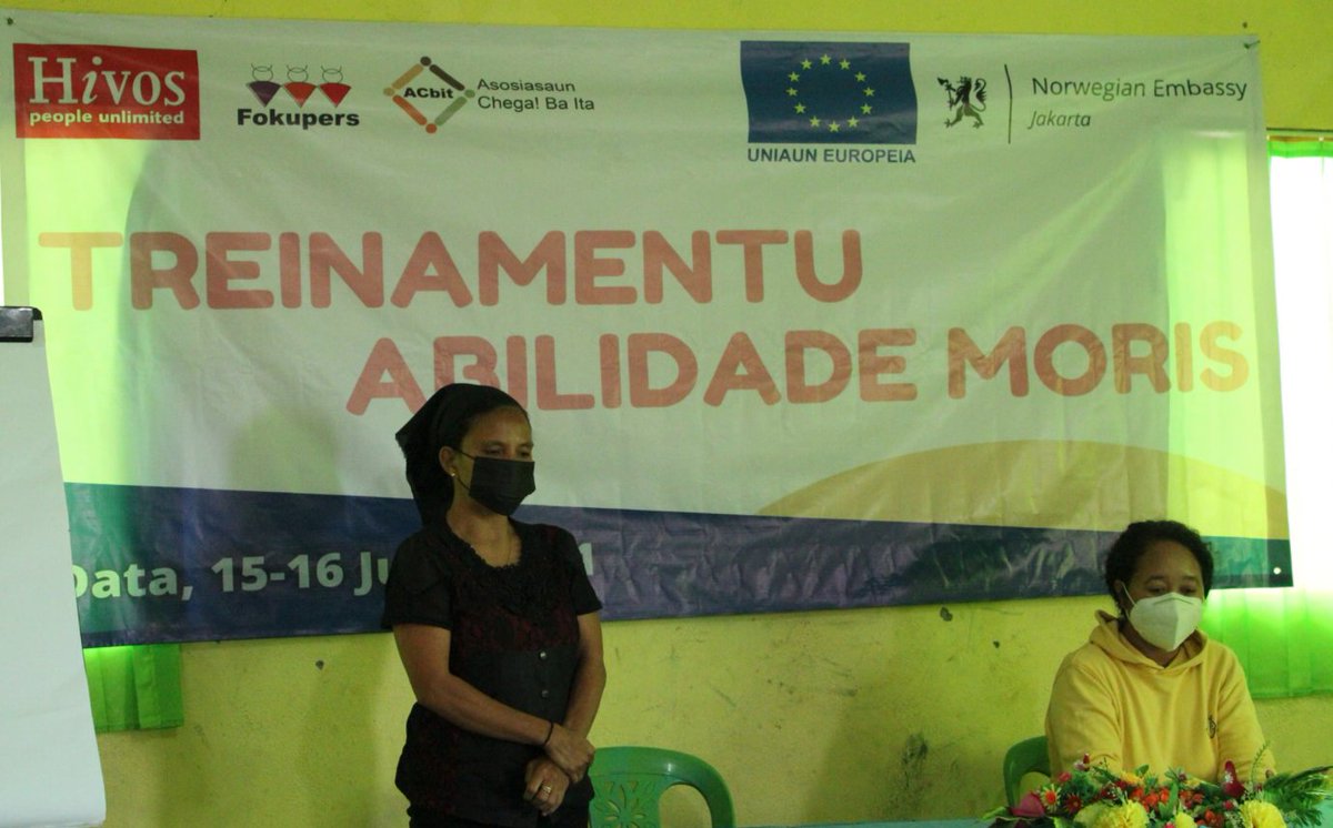 EU_TimorLeste's tweet photo. The EU🇪🇺 supported the Life Skill training for women survivors of past conflict&victims of #GBV in shelters in Baucau: to strengthen the knowledge, support them be independent, increase their confidence& reduce self-blaming. #TimorLeste @HivosROSEA #Acbit #EUwithHer https://t.co/vL5VLqzRJ6